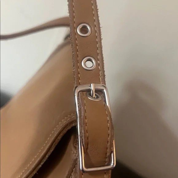 Tan Leather Shoulder Bag - Picture 2 of 14